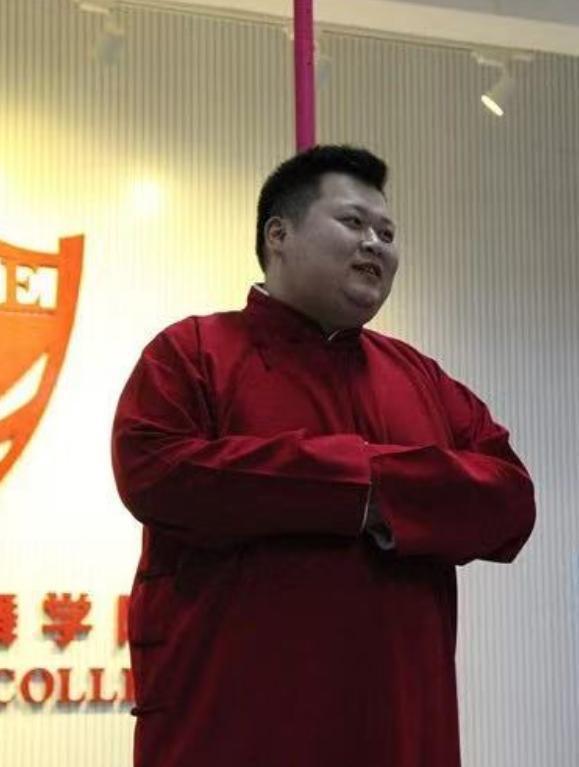 血去世体重200多斤好友透露更多细节ky开元棋牌突发！36岁相声演员脑出(图4)